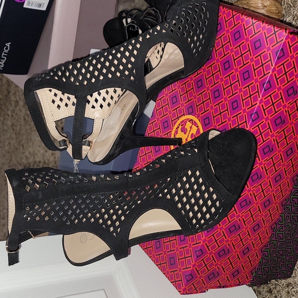 Never worn heels